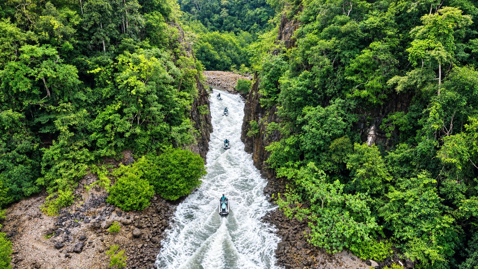 Riding the Kilim GeoForest gorge